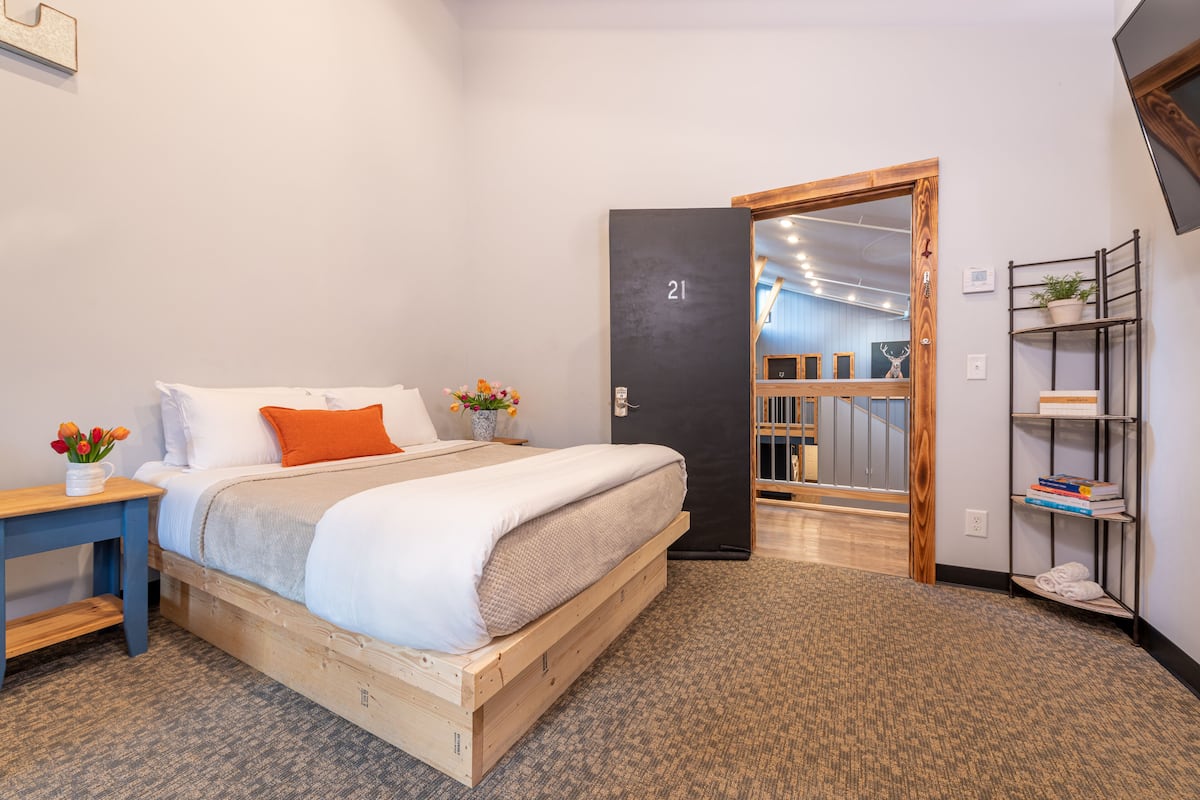 Comfort Double Room | 1 bedroom, travel cot, free WiFi, bed sheets