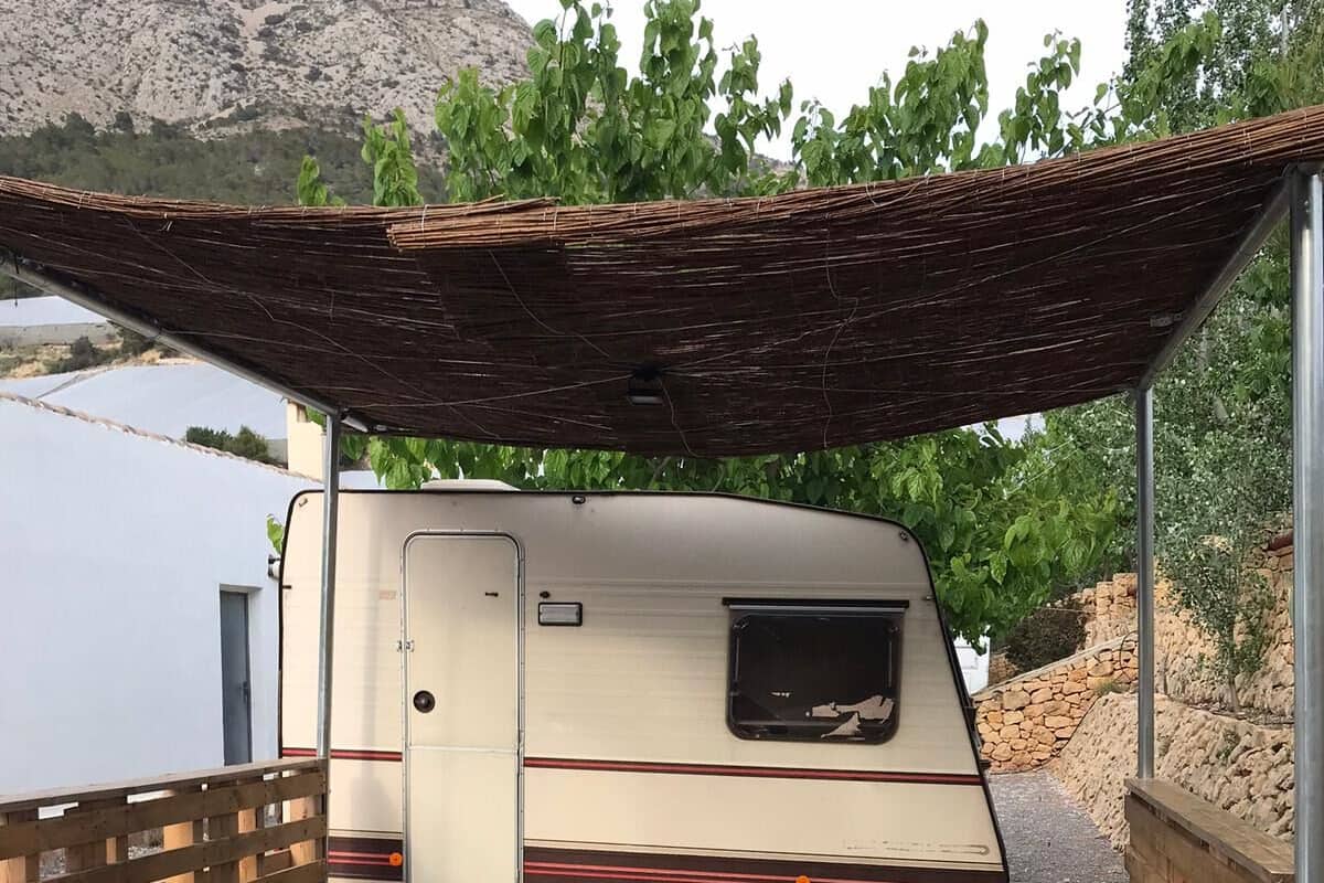 Standaard stacaravan | 2 slaapkamers, gratis wifi, beddengoed