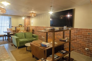 Reception - qema Lima (Lima)