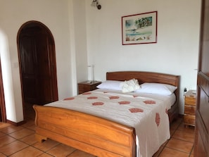 Veranda View | In-room safe, individually decorated, individually furnished, free WiFi - Rêve Bleu (Mahé Island)