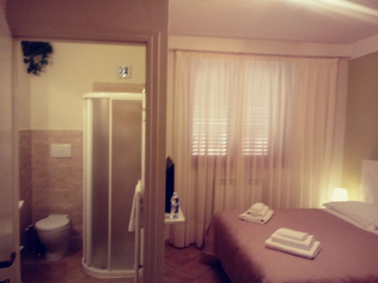 โต๊ะทำงาน, Wi-Fi ฟรี