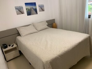 Iron/ironing board, free WiFi, bed sheets