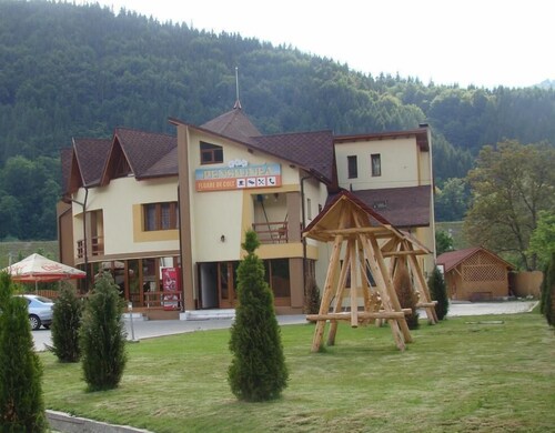 Pensiunea Floare de Colt