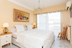 2 chambres, fer et planche à repasser, lit parapluie, Wi-Fi