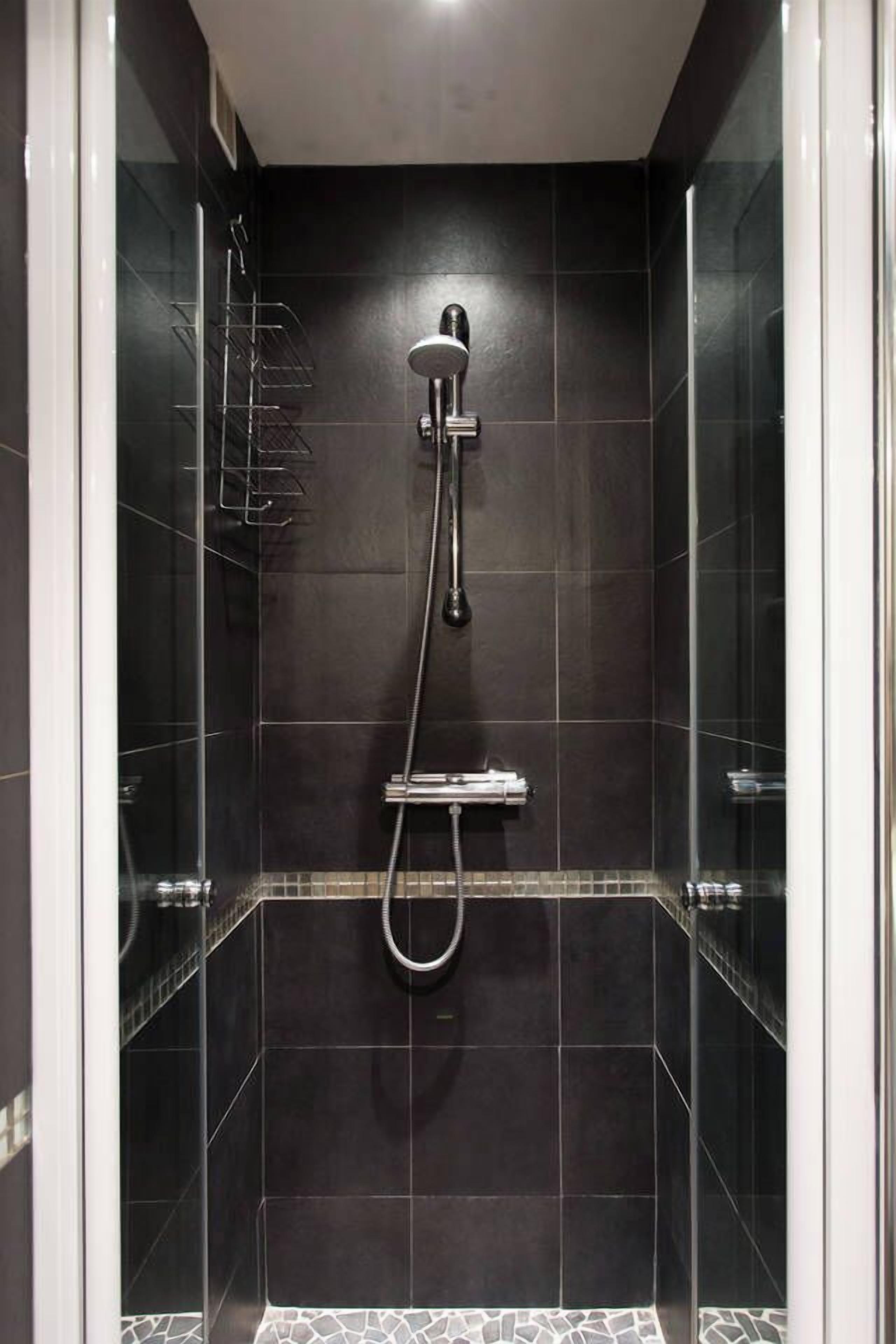Shower, hair dryer, shampoo