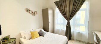 Mesahill Nilai accogliente sistemazione in famiglia accanto al centro commerciale, vicino all'aeroporto KLIA e F1 Sepang