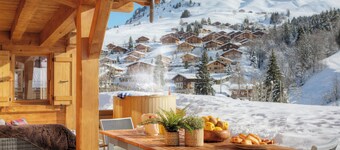 Chalet Tolar - mountain holiday base, hot tub and piste view - OVO Network