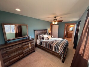 2 habitaciones, tabla de planchar con plancha y wifi gratis 