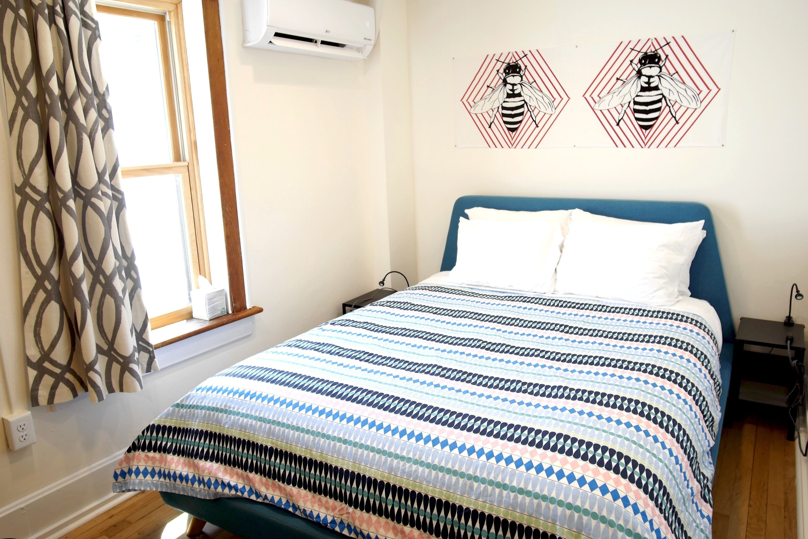 3 bedrooms, iron/ironing board, travel crib, free WiFi