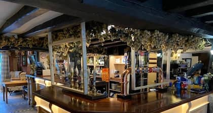 The White Hart