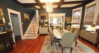 THIS STUNNING AND SPACIOUS UPTOWN OASIS HAS A POOL AND HOT TUB!!!
