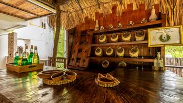 Couples treatment rooms, sauna, hot tub, steam room, hot springs