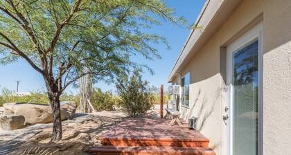 *Private Hot Springs* Ocotillo House