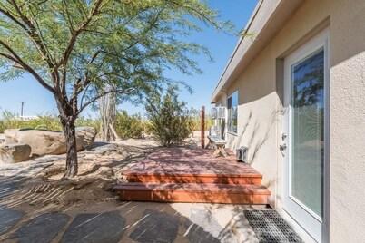 *Private Hot Springs* Ocotillo House