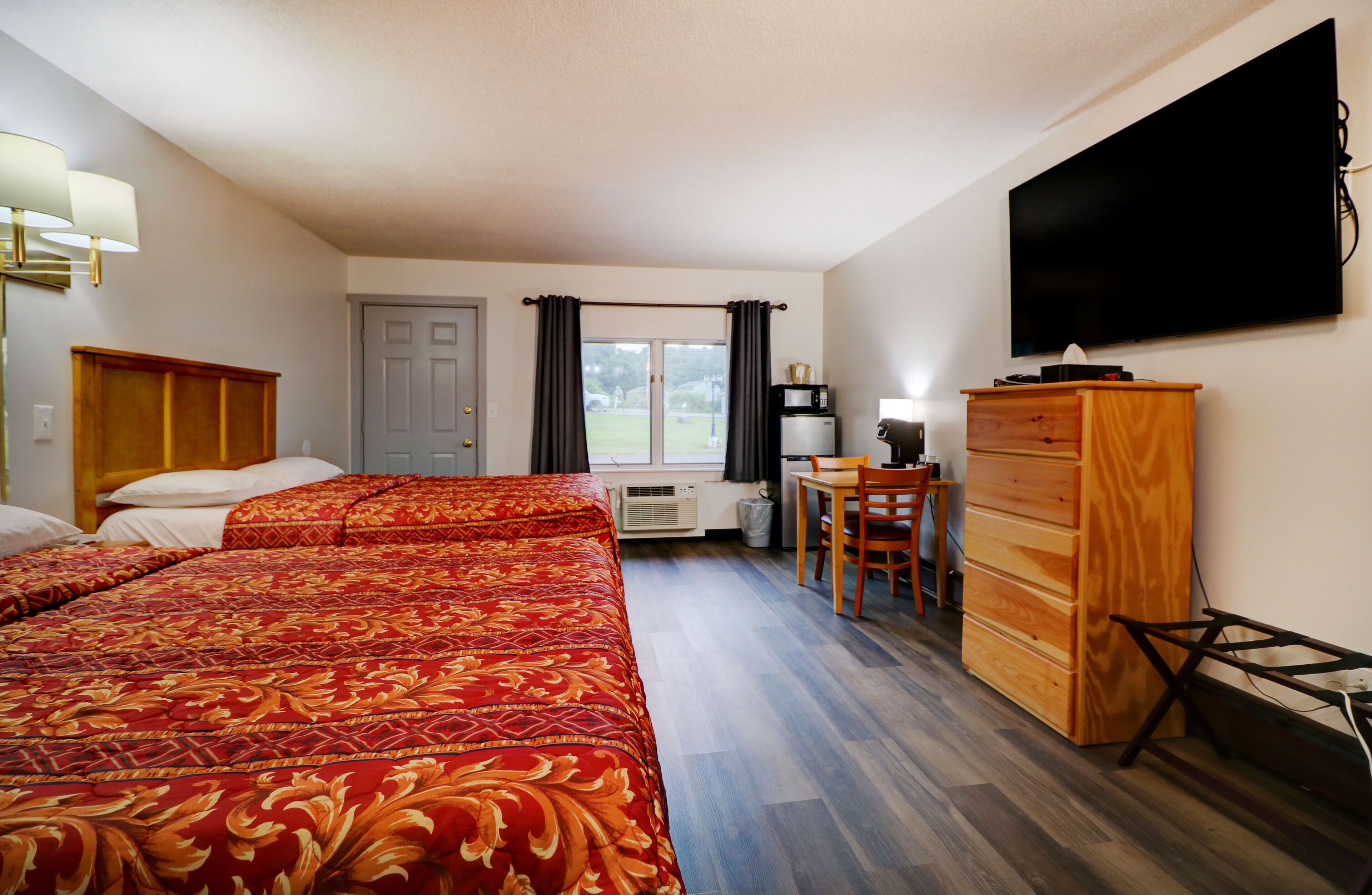Standard Room | Free WiFi, bed sheets