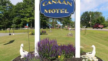 Fachada da propriedade