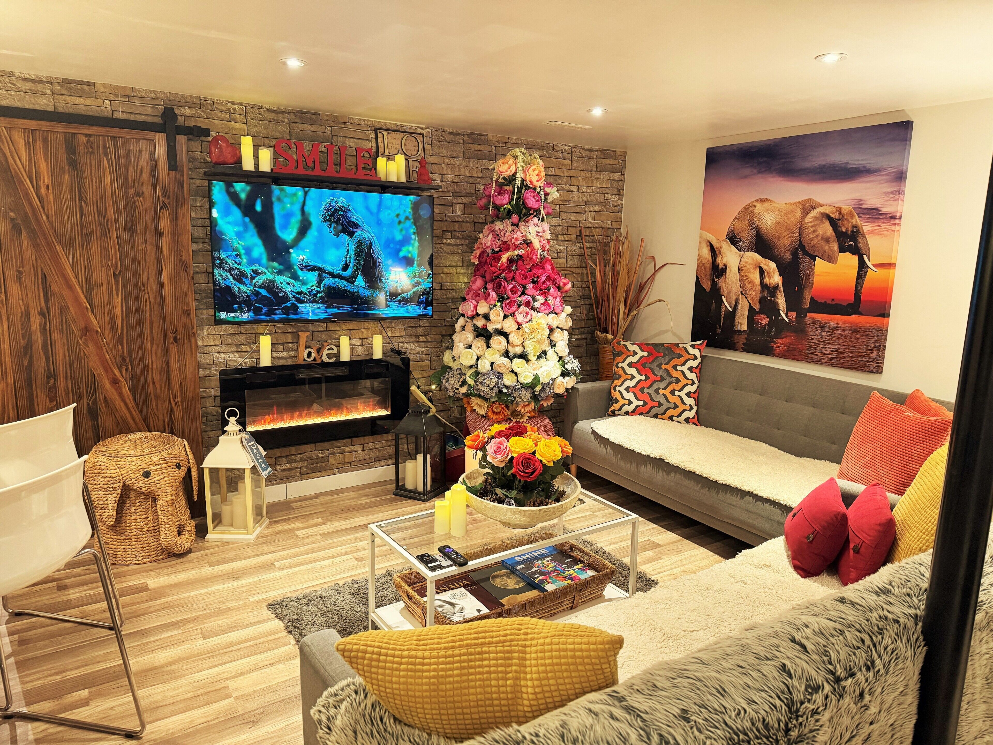 Smart TV, fireplace, video games, table tennis