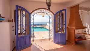 Interior entrance - Oceana Surf Camp (Taghazout)