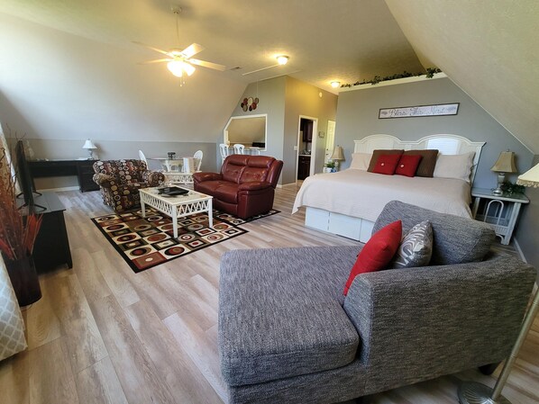 1 bedroom, desk, iron/ironing board, free WiFi