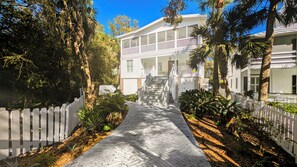 Exterior - Tybee Island retreat w/ palmetto fireplace, ping pong & steps to beach (Tybee Island)