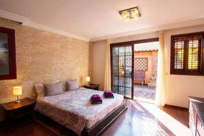 2 chambres, fer et planche à repasser, lit parapluie, Wi-Fi gratuit