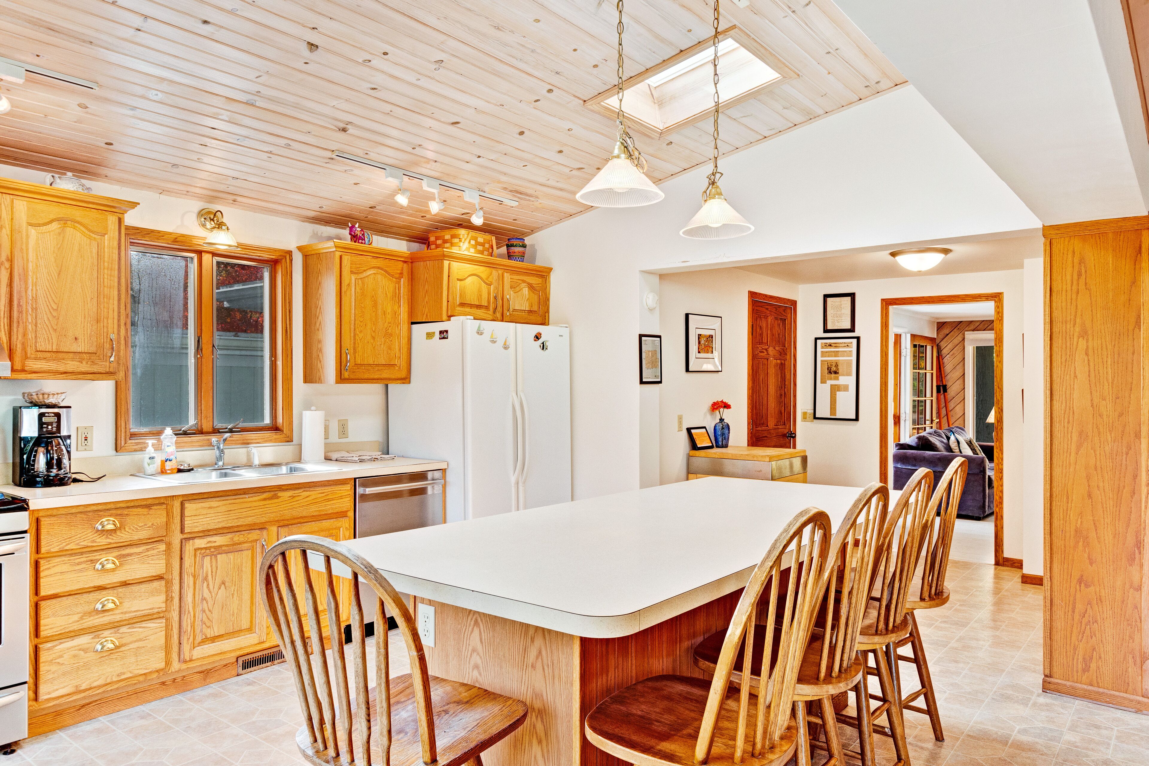 雪櫃、微波爐、焗爐、爐具