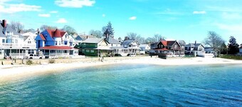 The Seaview Suite: STOR VISNINGER, VELDIG STENGT TIL STRAND!