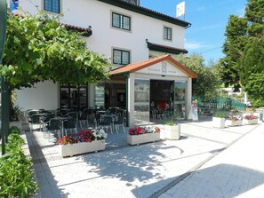 Front of property - Hotel O Encontro (Miranda do Douro)