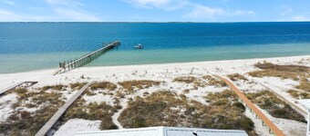 Beachfront, Private, No Frills ~ Amethyst Cove