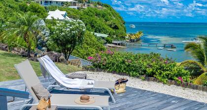 Villa Délice, villa de charme, les pieds dans l 'eau avec vue mer panoramique