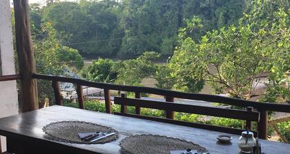 El Albergue Español Hostel