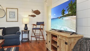 TV, DVD player - So close to the pool! Beach Views, Multiple Decks, Gated Community. ~Brise Del M (Cape San Blas)