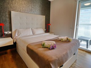 1 chambre, coffres-forts dans les chambres, fer et planche à repasser