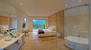 Standardsuite | Premium-sengetøj, minibar, arbejdsområde til bærbare computere