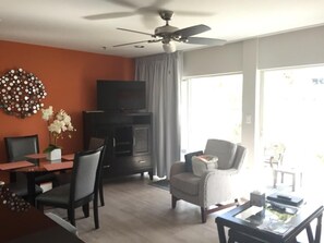 Living area - Cayman Island Morritt Island (East End)