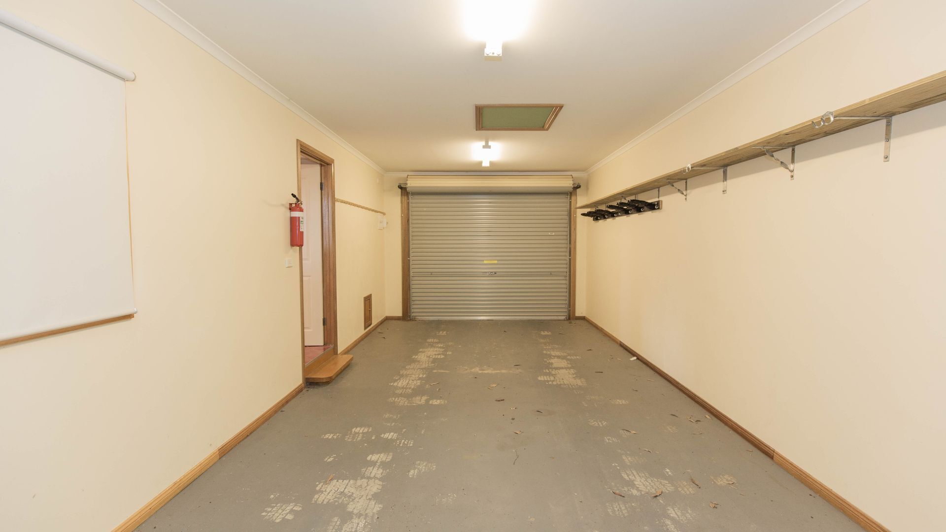 Lakehaus - 2/11 Rainbow Drive — image 15