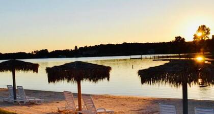 Paradise at the Lake. Amazing Lake and Mountain View’s