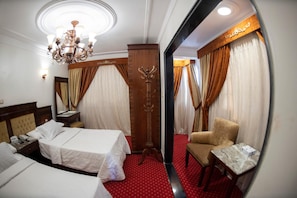 Minibar, in-room safe, free WiFi