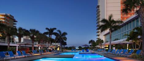 Outdoor pool, a heated pool