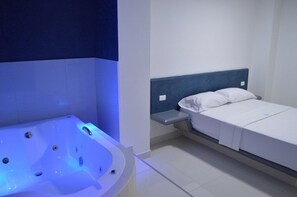 Superior Room | Blackout curtains, iron/ironing board, free WiFi, bed sheets