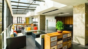 Lobby sitting area - Chilidan (Jiaoxi)