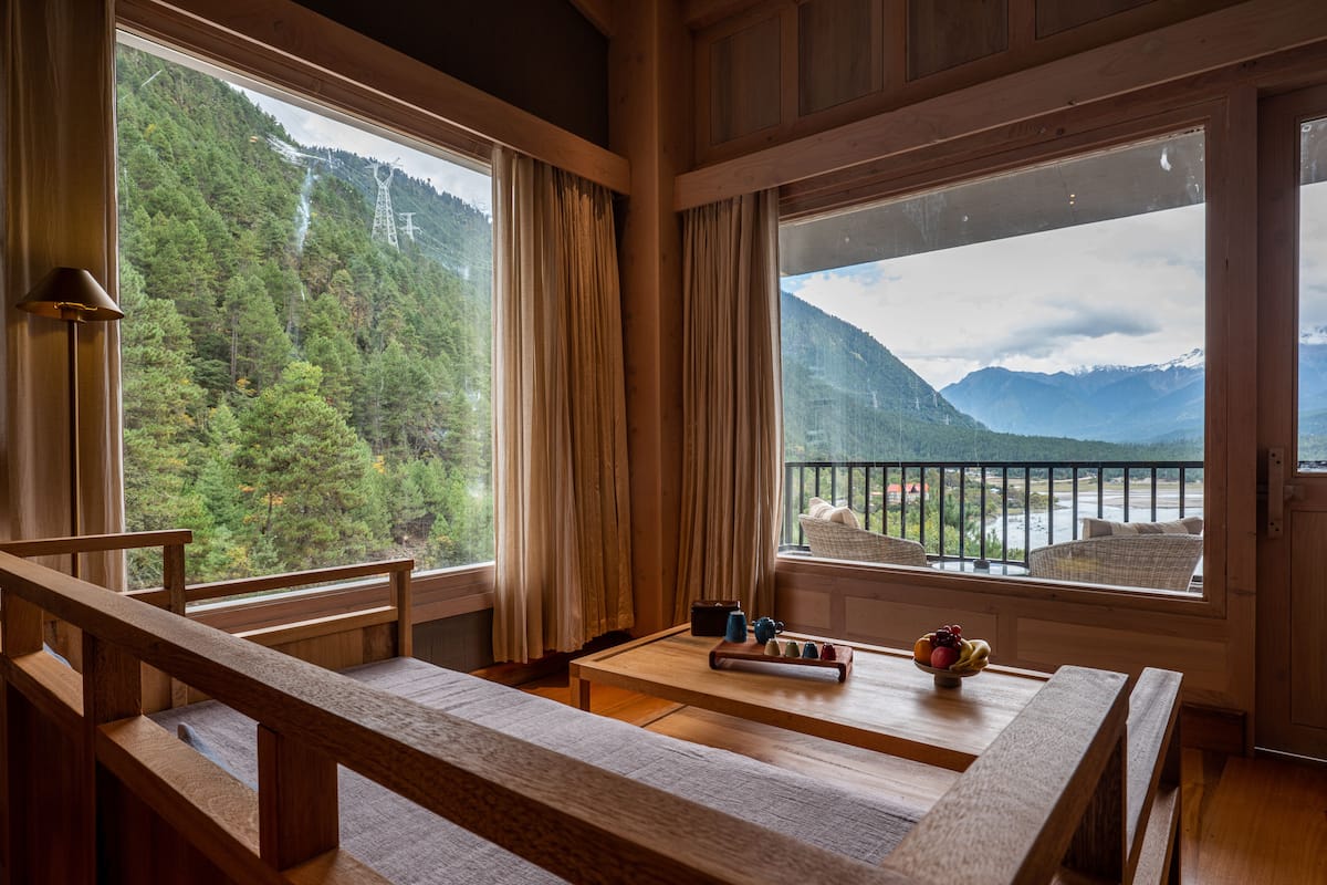 Deluxe Twin Room | Living room