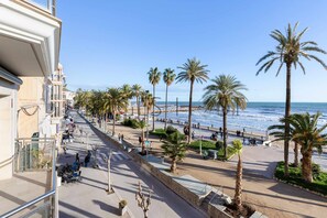 Property grounds - Beautiful Seafront Views (Sitges)