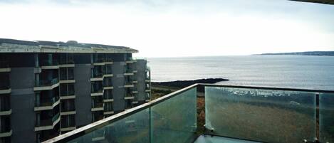 Apartamento Deluxe | Balcón