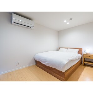 Desk, iron/ironing board, free WiFi - Rakuten STAY HOUSE x WILLSTYLE Itoshima (Itoshima)