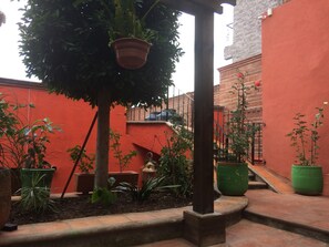 Courtyard - Luxury Home Hospedaje (Guanajuato)
