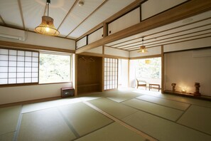 Free WiFi, bed sheets - Yumori Onsen Hostel (Fukushima)