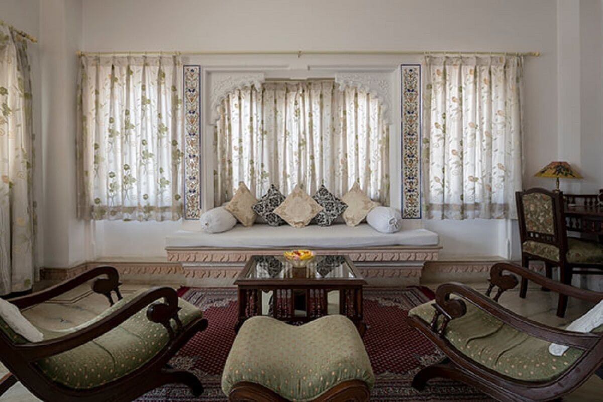 En 32-tommers LED-TV med kabel-kanaler samt TV