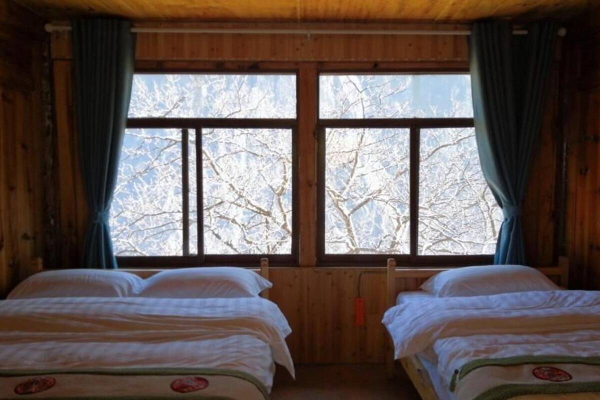 Family Double Room, Private Bathroom, Garden View | Free WiFi, bed sheets