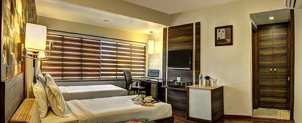 Phòng cách âm, bàn ủi/dụng cụ ủi quần áo